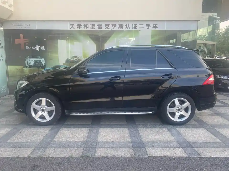 Mercedes-Benz M class Mercedes-Benz M class
