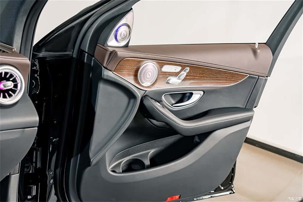 Mercedes-Benz GLC, 2022 14
