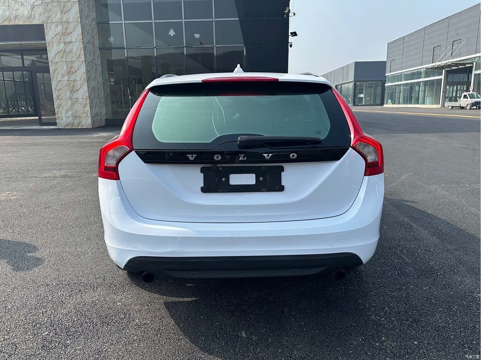 Volvo V60, 2013 8