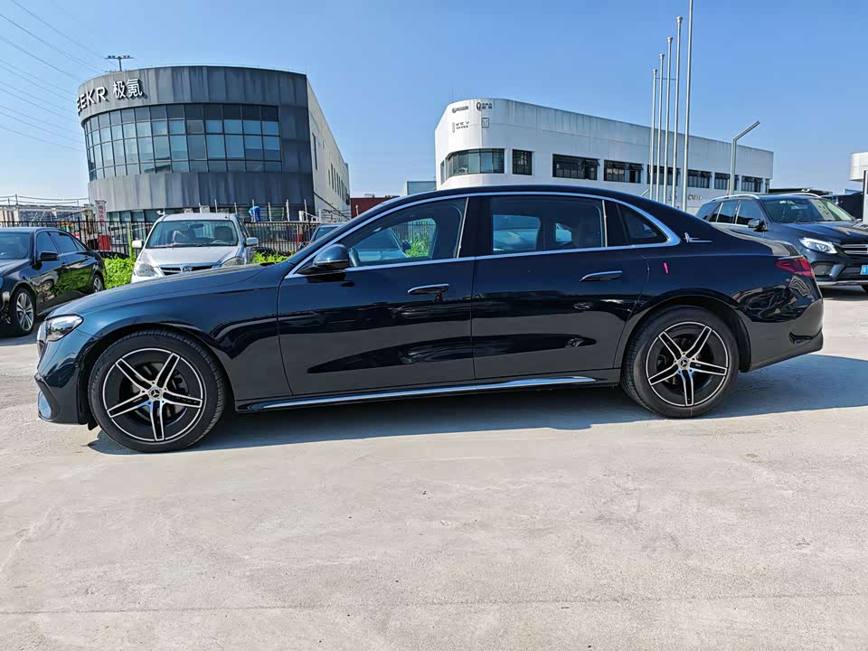 Mercedes-Benz E-class Mercedes-Benz E-class