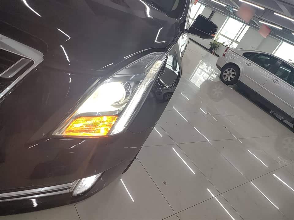 Cadillac XTS