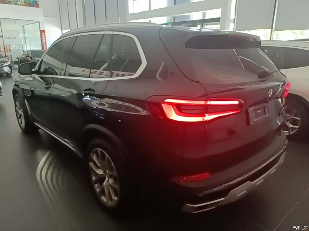 BMW X5, 2021 все фото