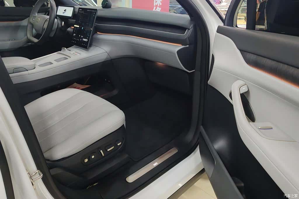 NIO ES8, 2024 8