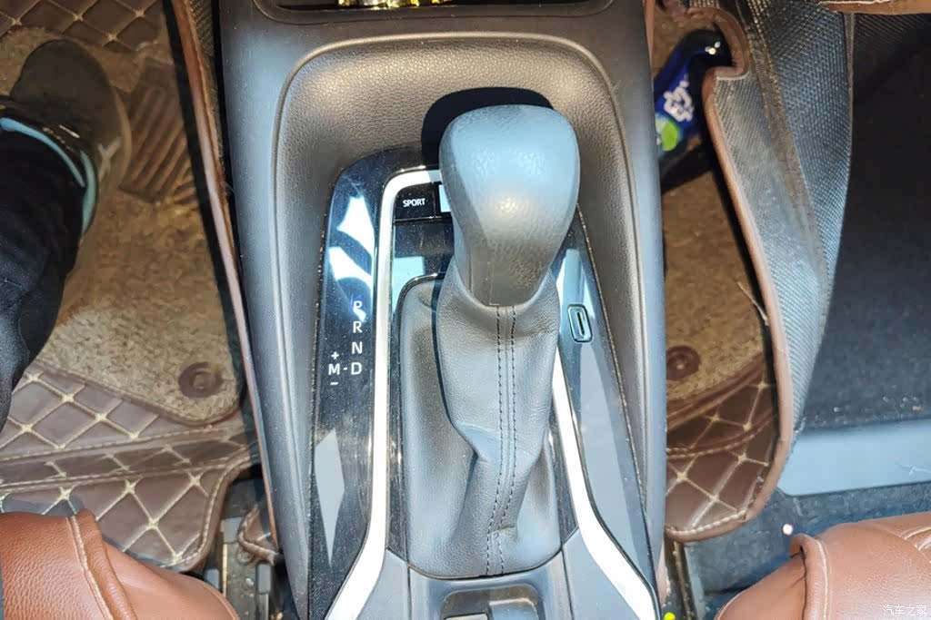 Toyota Corolla, 2019 16