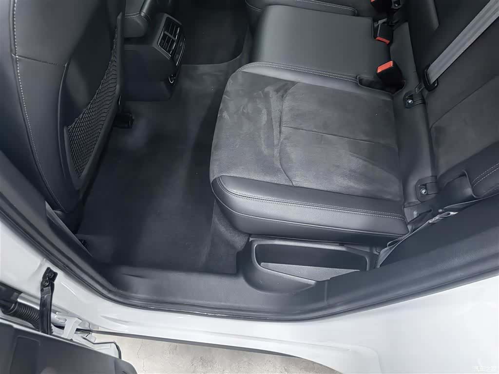 Audi Q3, 2022 9
