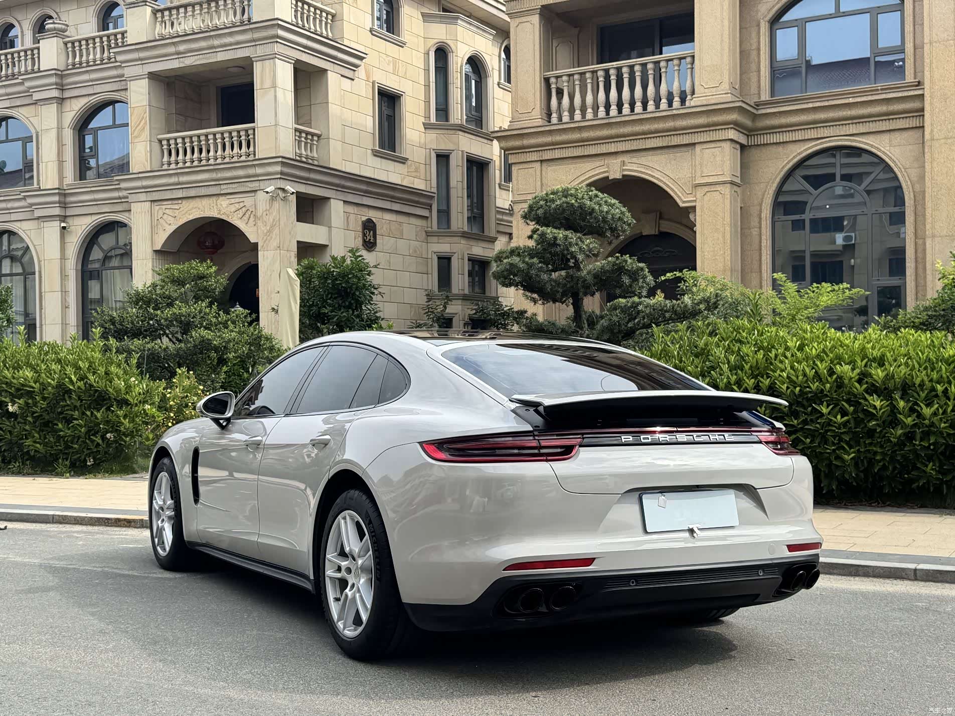 Porsche Panamera, 2019 4