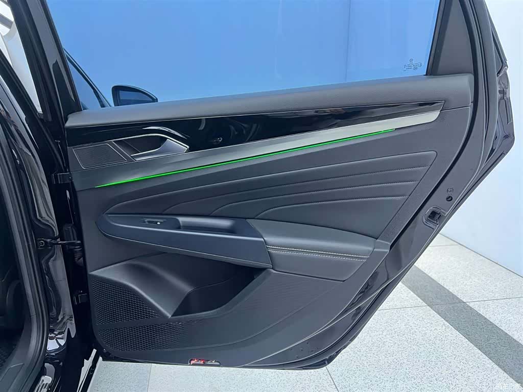 Volkswagen Passat, 2023 26