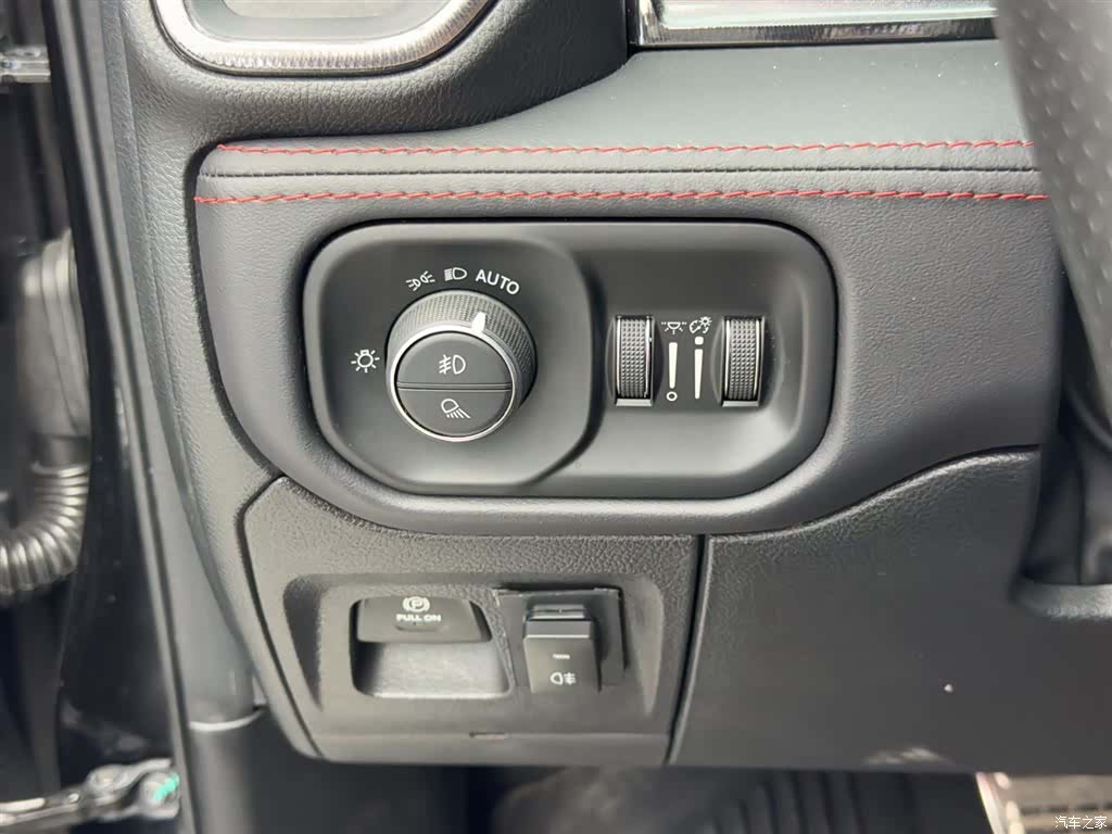 RAM Trucks, 2022 16