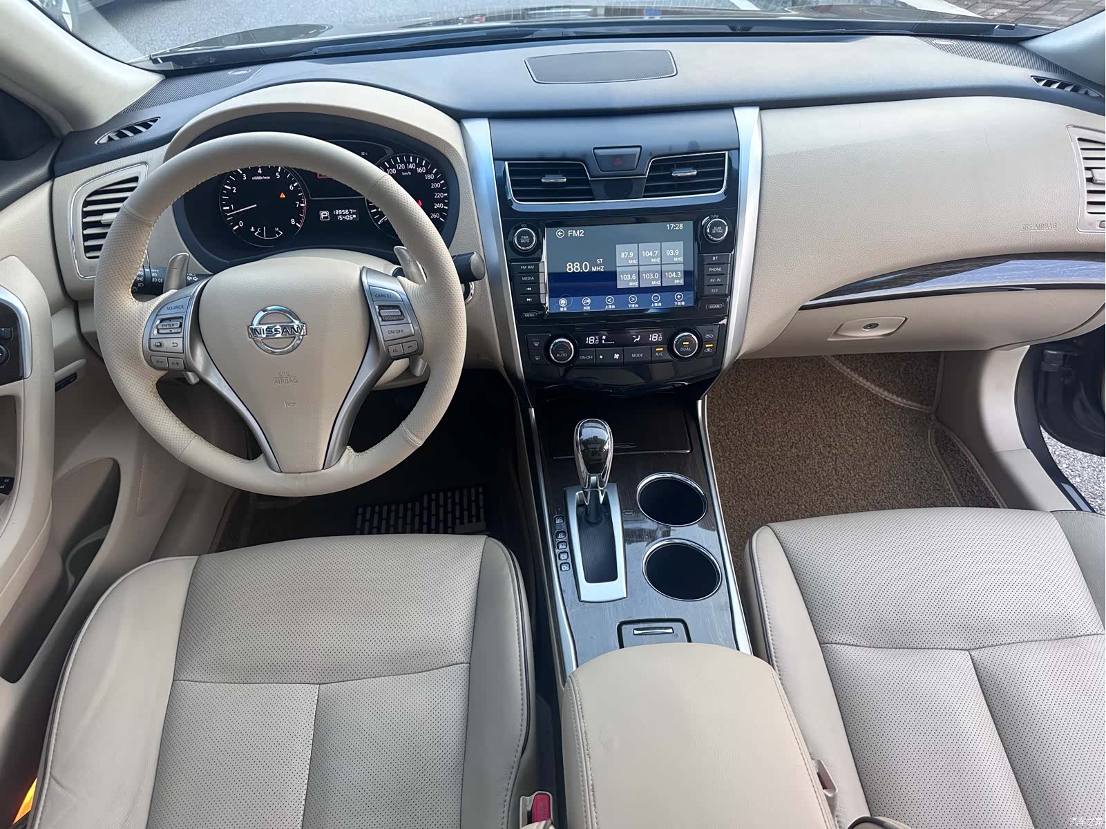 Nissan Teana, 2015 10