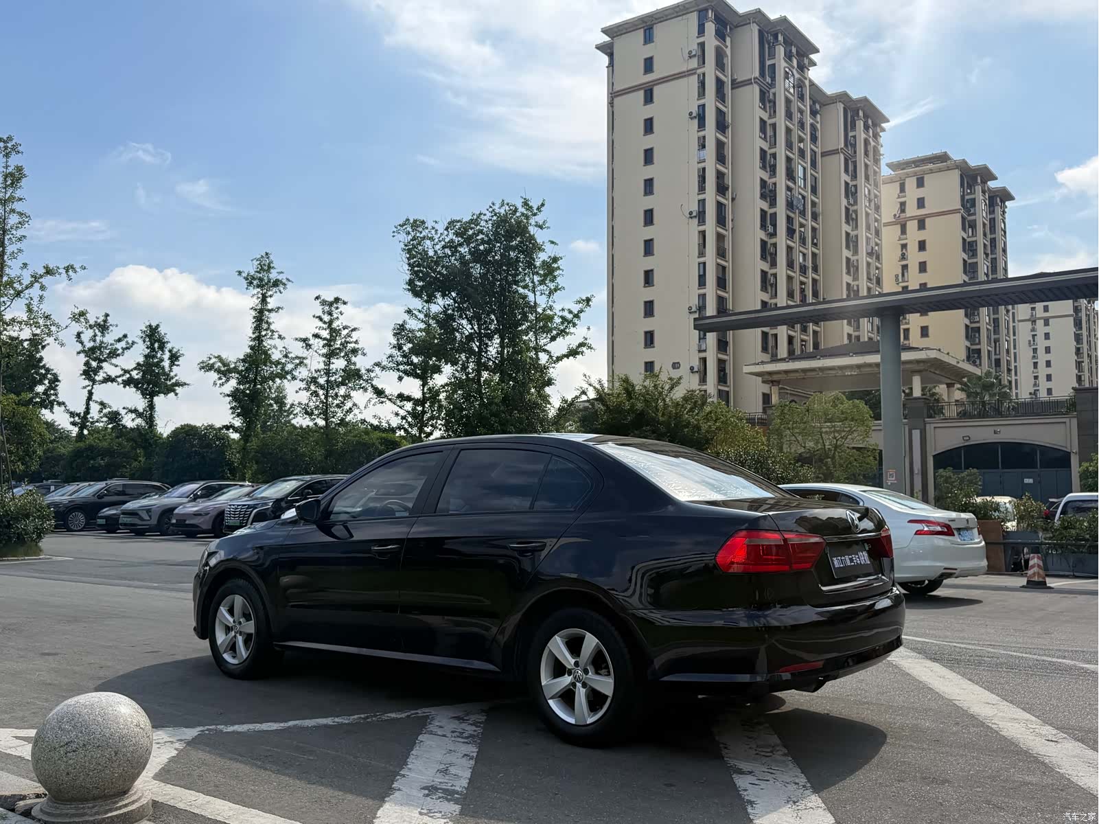 Volkswagen Lavida, 2013 6