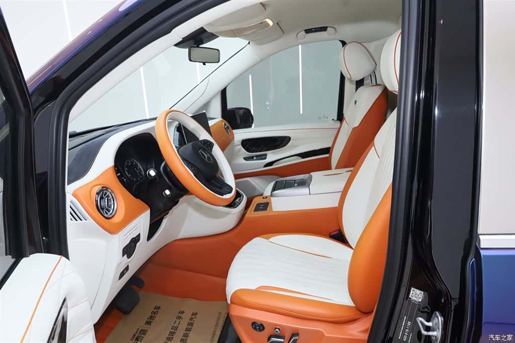 Mercedes-Benz 7, 2021 18