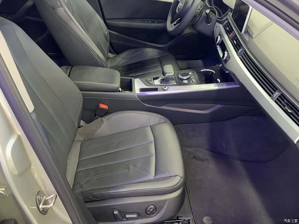 Audi A4L, 2019 19
