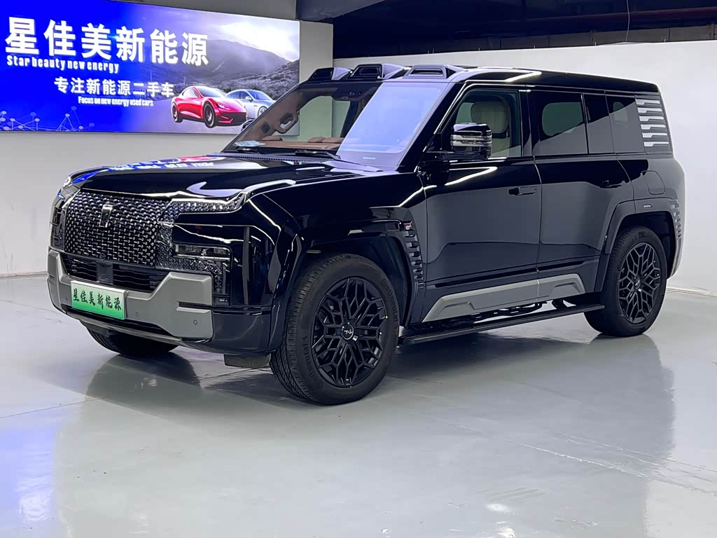 Yangwang U8