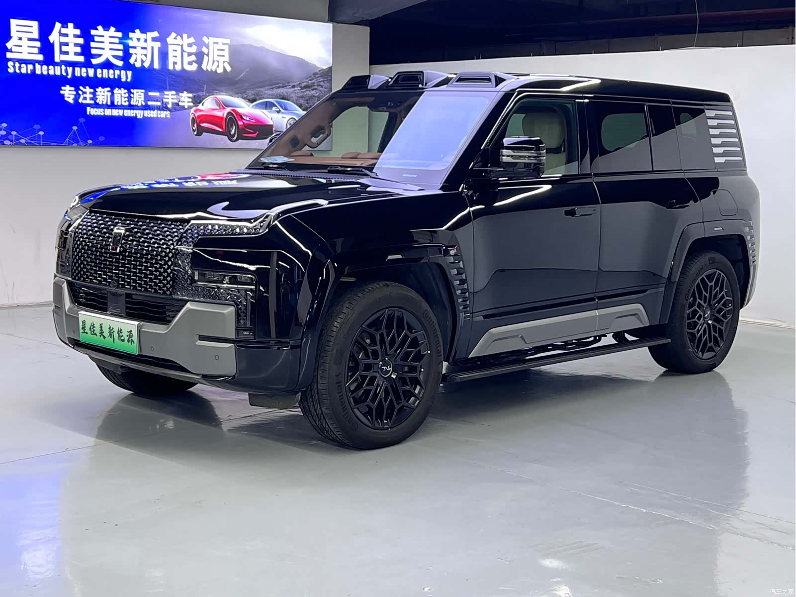 Yangwang U8, 2024 1