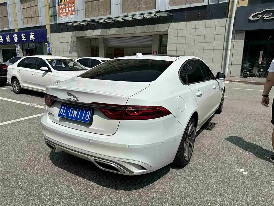 Jaguar XFL Jaguar XFL
