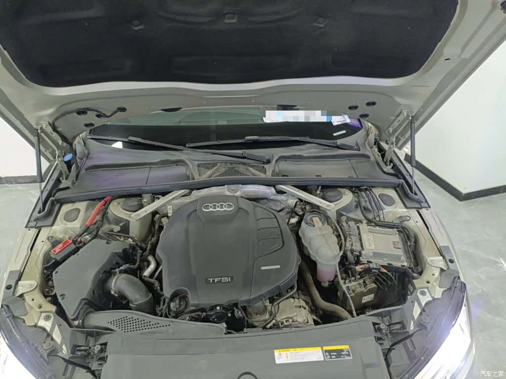 Audi A4L, 2019 16