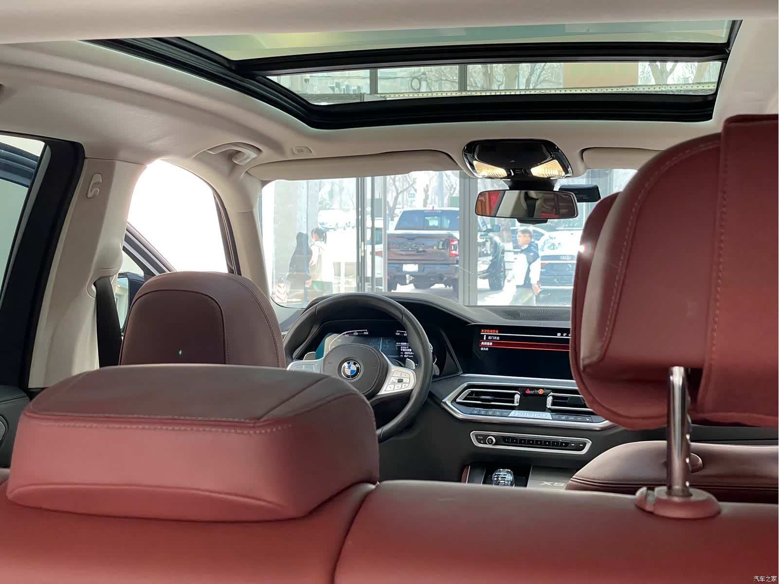 BMW X5, 2023 38
