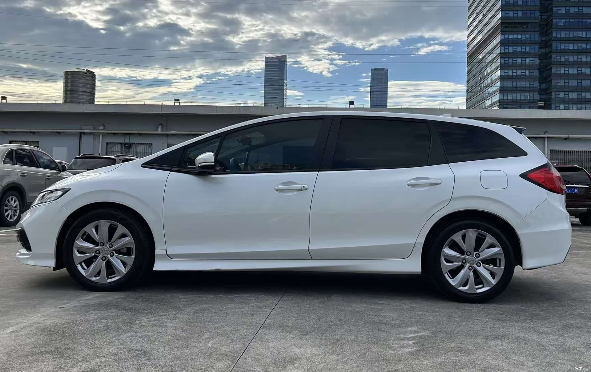 Honda Jade, 2017 11