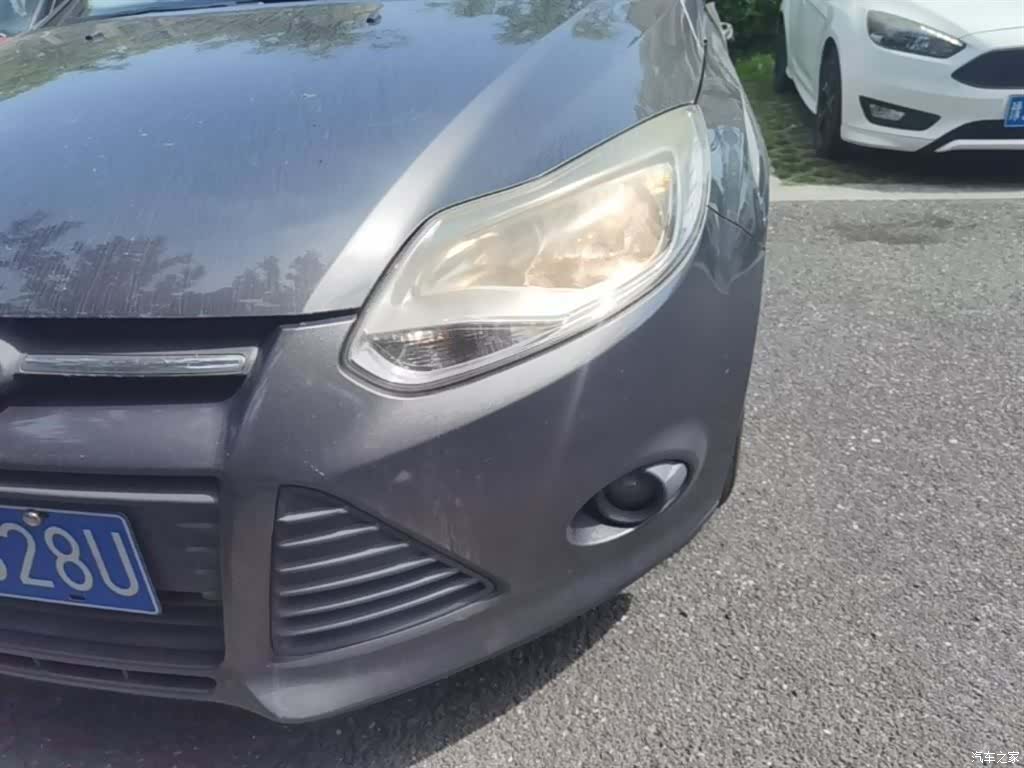 Ford Focus, 2015 24