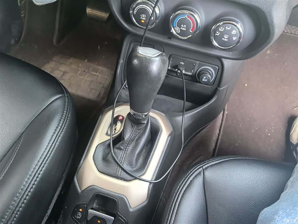 Jeep Renegade, 2017 14