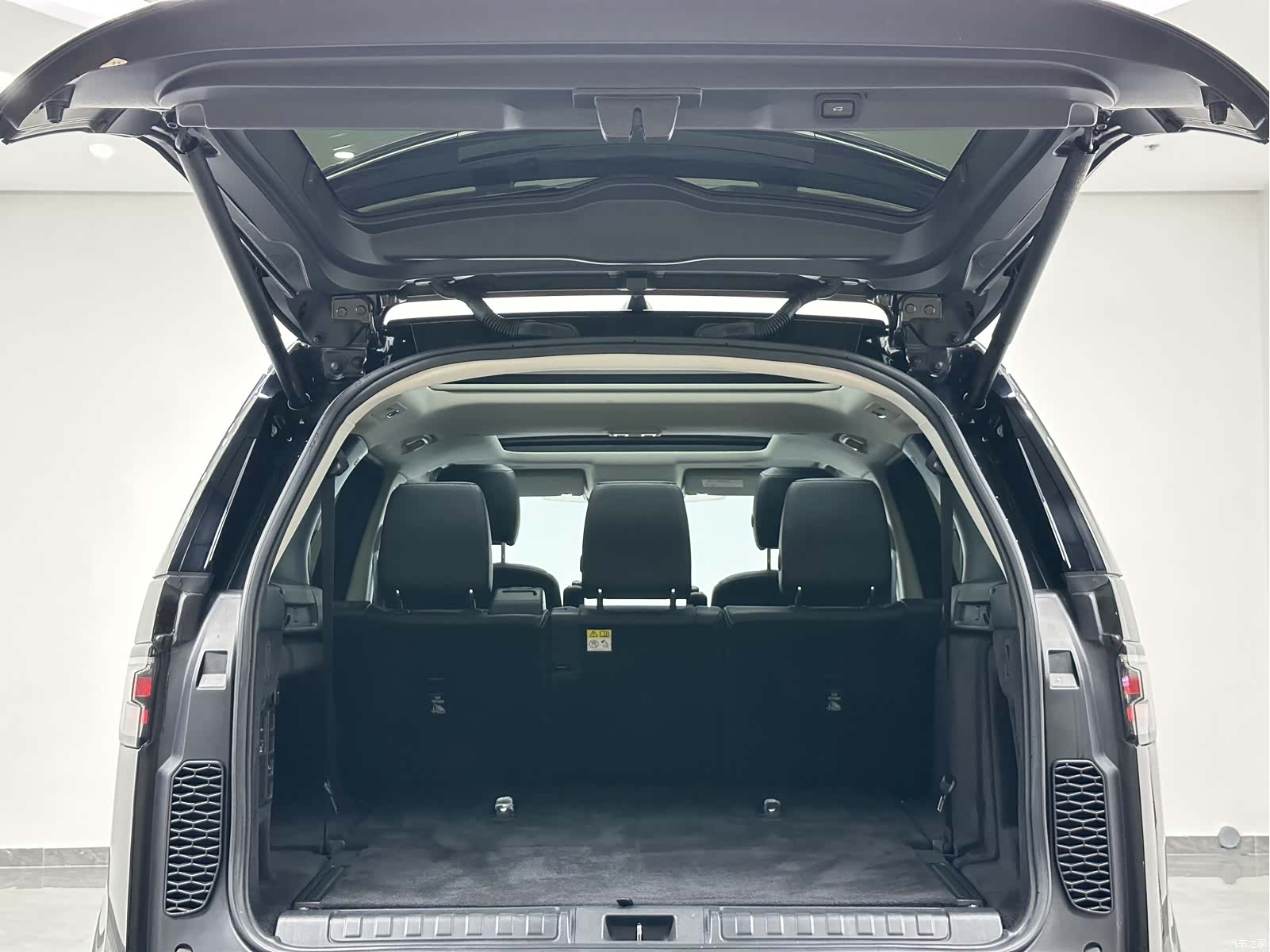 Land Rover Discovery, 2022 22