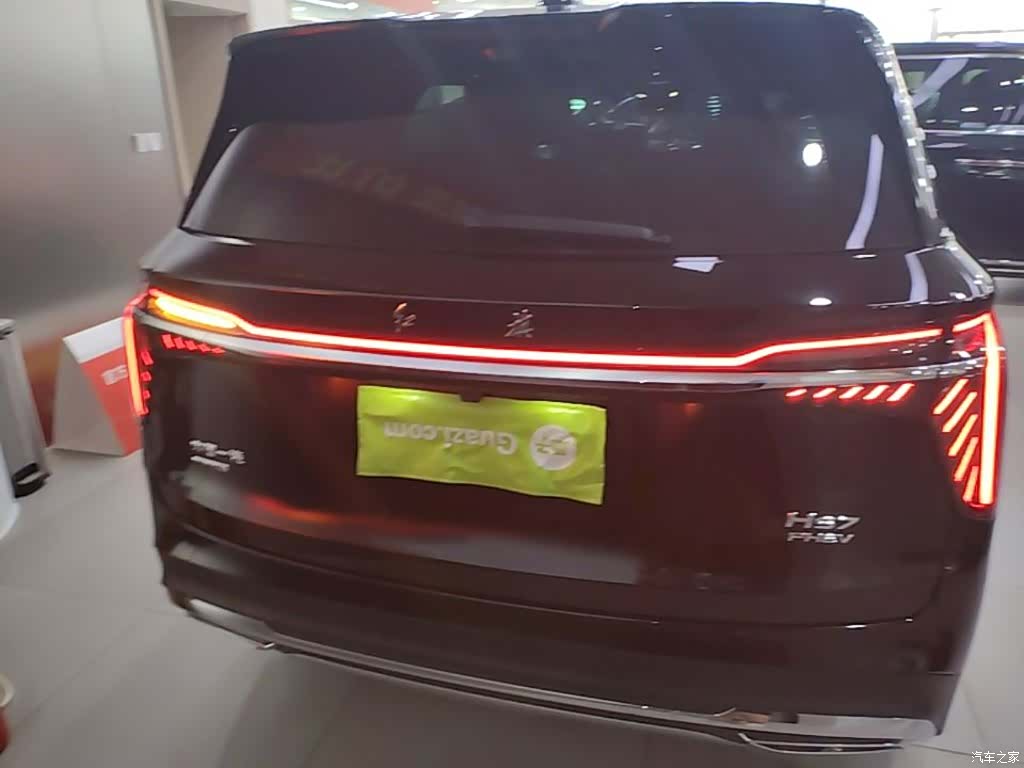 Hongqi HS7, 2025 6
