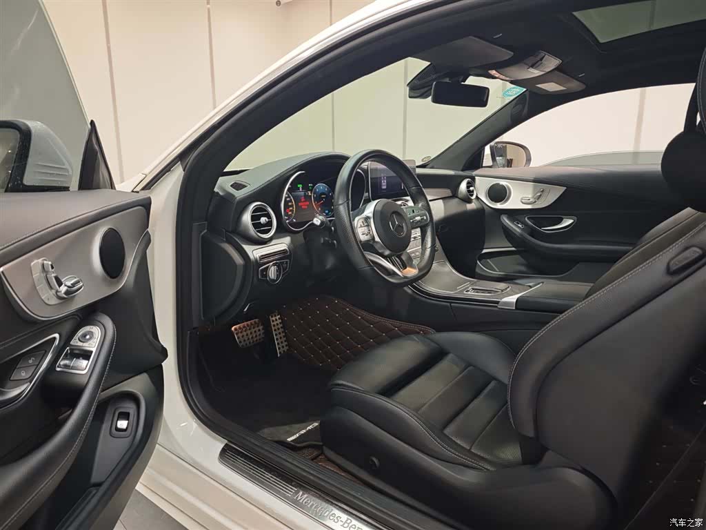 Mercedes-Benz C-Class, 2020 4