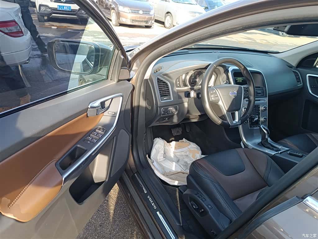 Volvo XC60, 2016 13