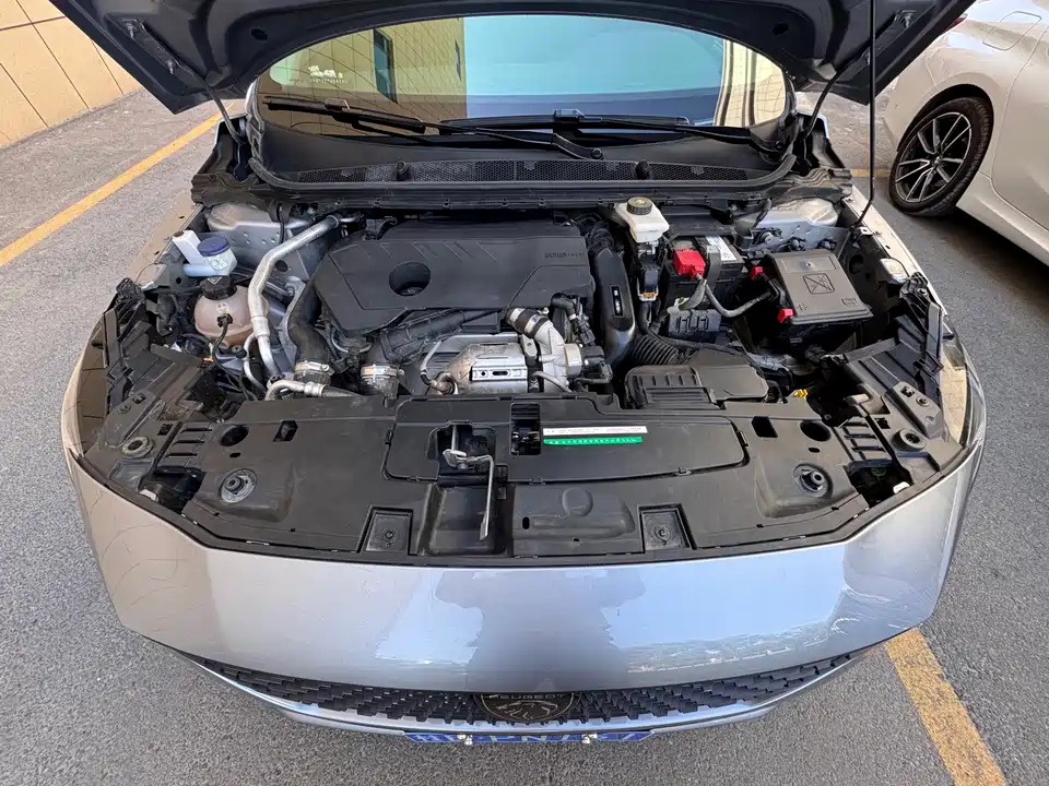 Peugeot 408 Peugeot 408