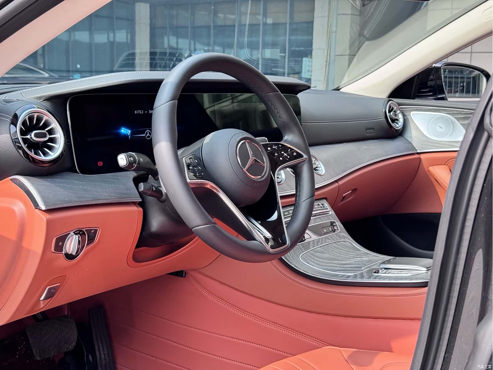 Mercedes-Benz CLS, 2022 7