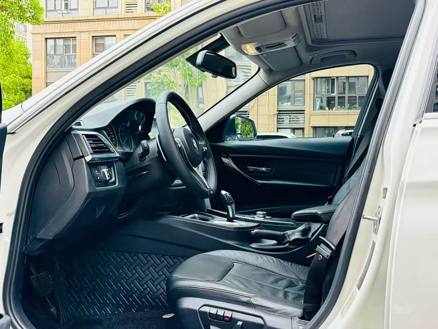 BMW 3 Series 2013, фото 3