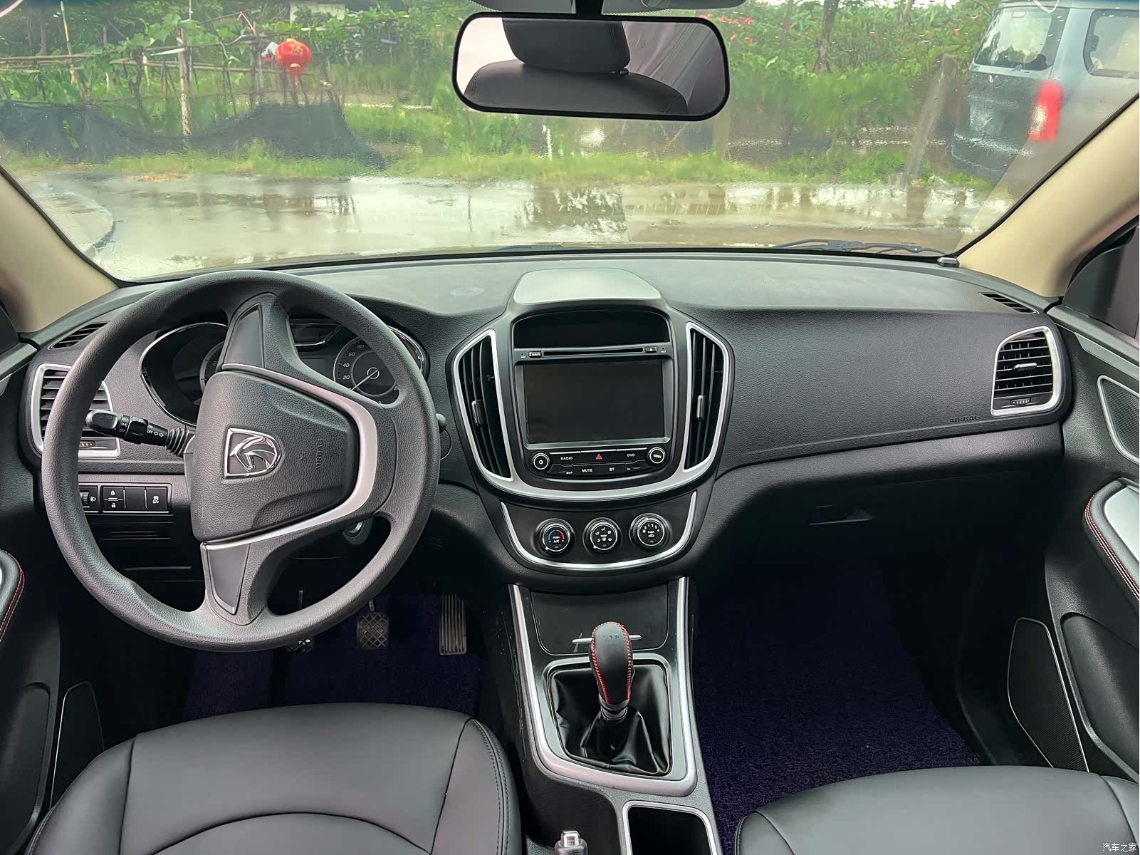 Wuling 560, 2017 7