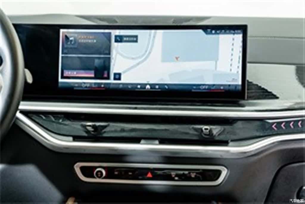 BMW X6, 2025 14