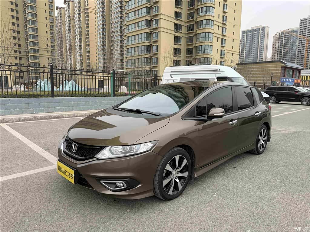 Honda Jade, 2015 1