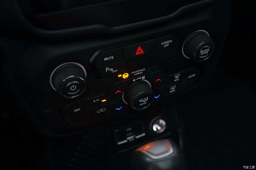 Jeep Renegade, 2018 8