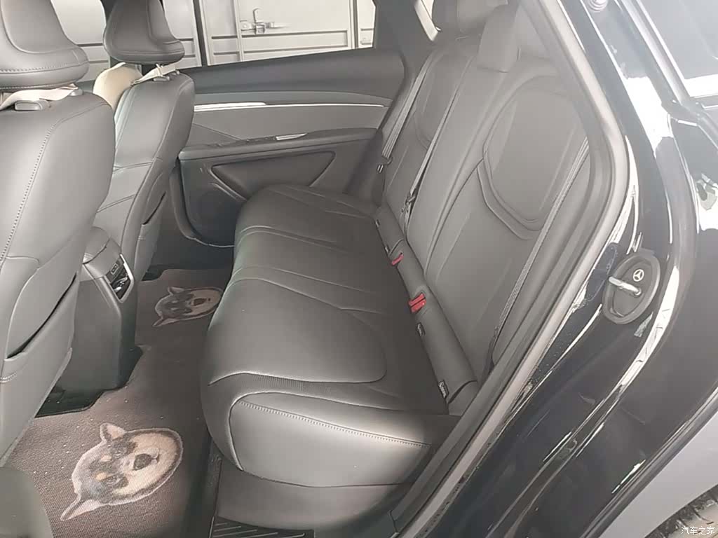 Xpeng Mona M03, 2025 17