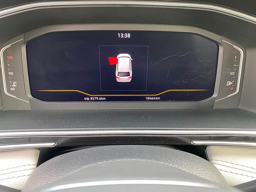 Volkswagen Tiguan L 2022, фото 9