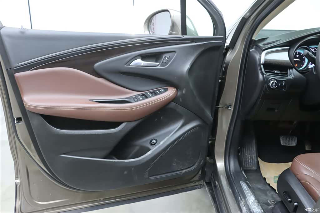 Buick Envision Plus, 2017 11