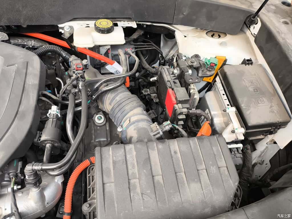 Geely Galaxy L7, 2023 22
