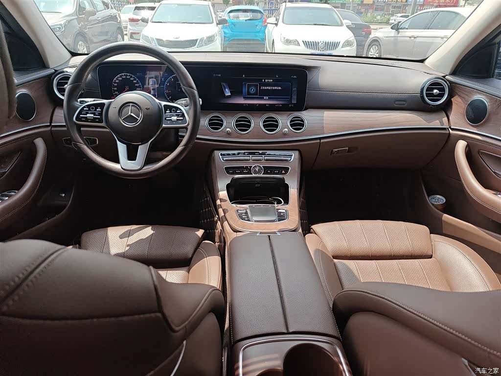 Mercedes-Benz E-Class, 2019 9