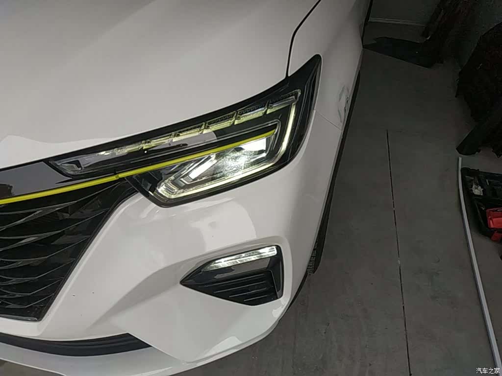 Roewe RX5, 2021 24
