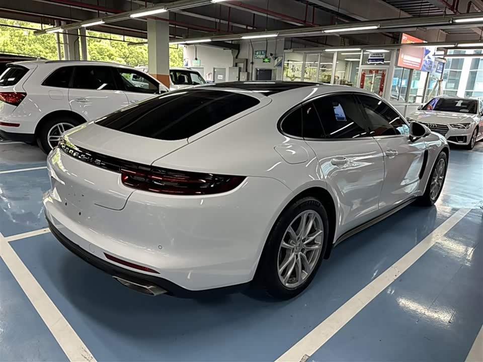 Porsche Panamera Porsche Panamera