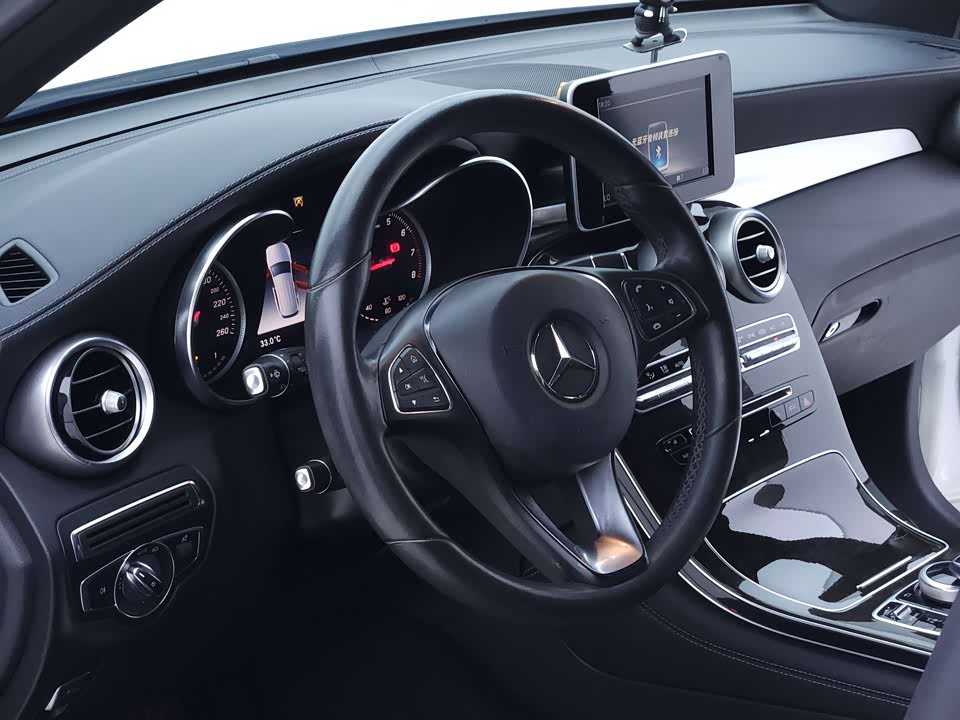 Mercedes-Benz GLC Mercedes-Benz GLC