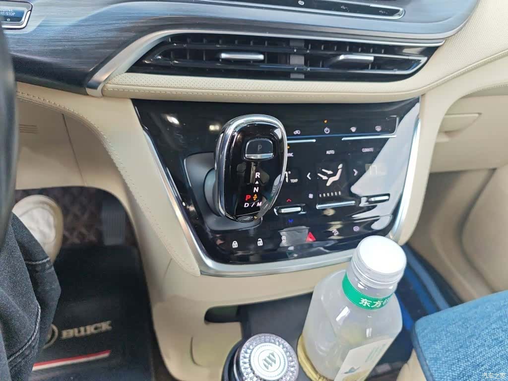 Buick GL8, 2022 7