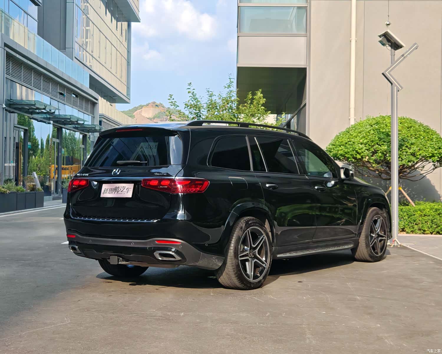 Mercedes-Benz GLS, 2024 6