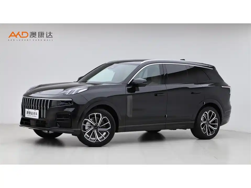 Lynk & Co 09