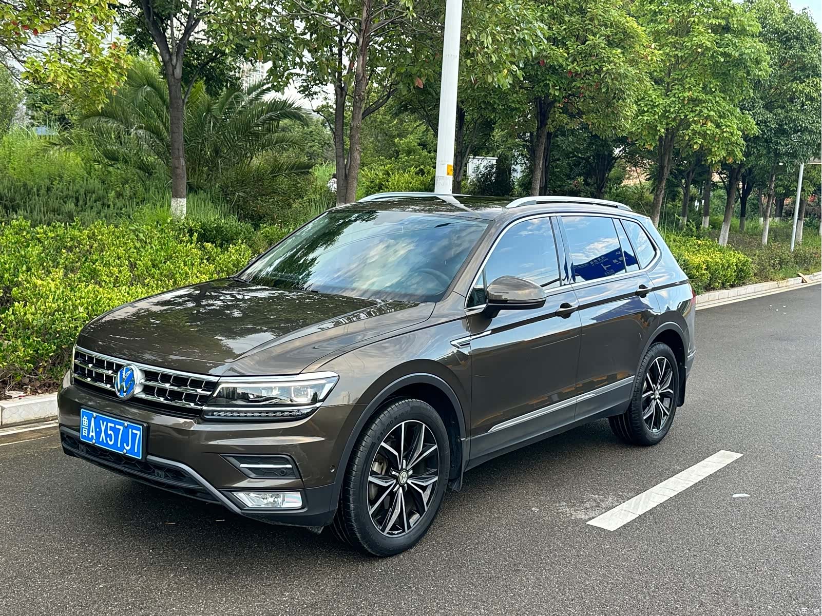 Volkswagen Tiguan L