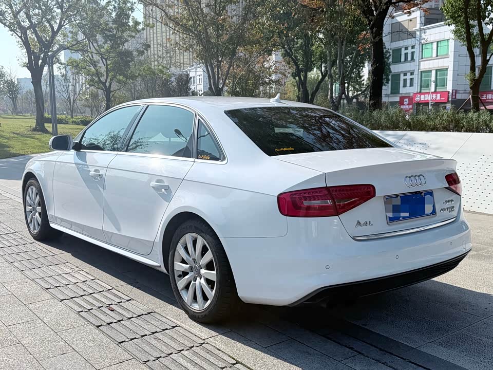 Audi A4L