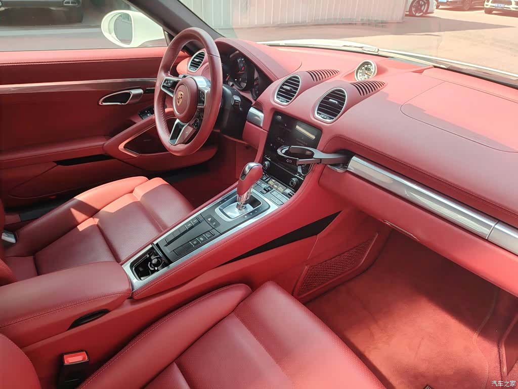 Porsche Cayman, 2025 8