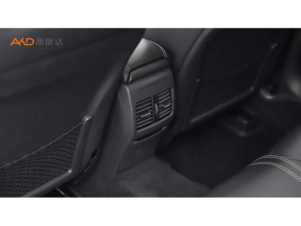 Mercedes-Benz GLA Mercedes-Benz GLA